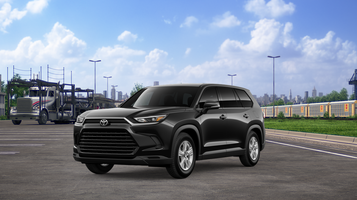 2026 Toyota Grand Highlander LE's photo