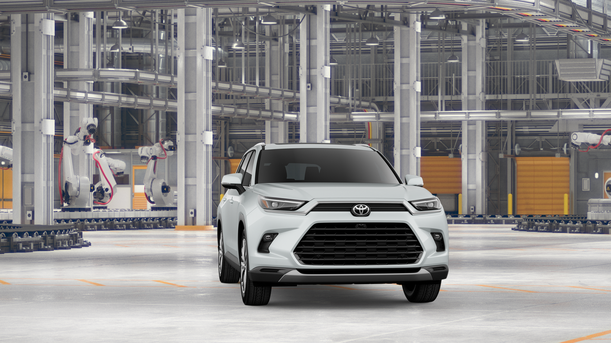 New 2026 Wind Chill Pearl <sup>1</sup> Toyota  Platinum image 18