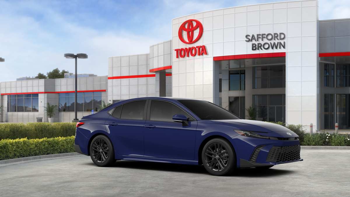 2025 Toyota Camry SE photo 9