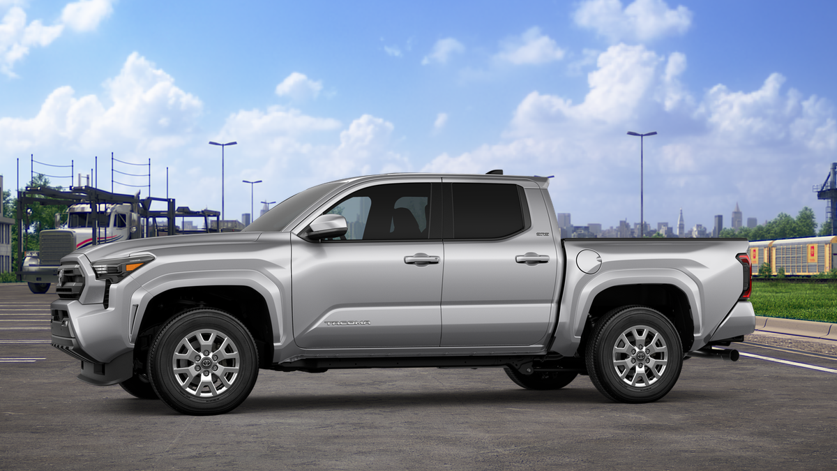 2026 Toyota Tacoma SR5 Double Cab photo 3