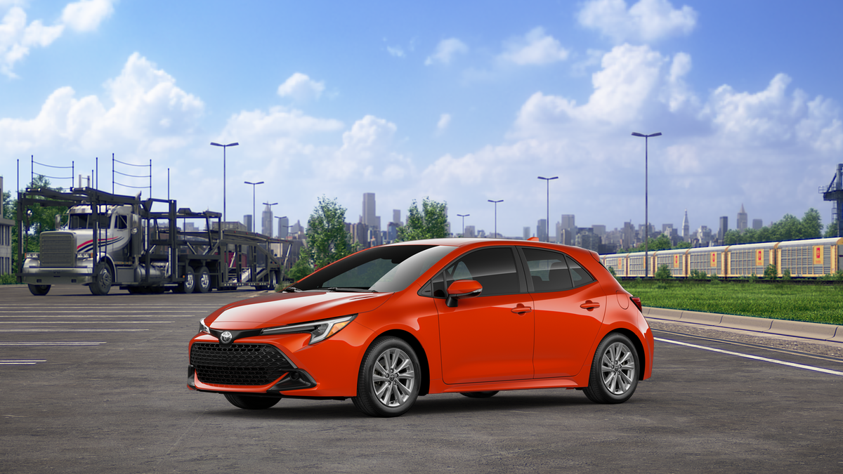 2025 Toyota Corolla SE photo 2
