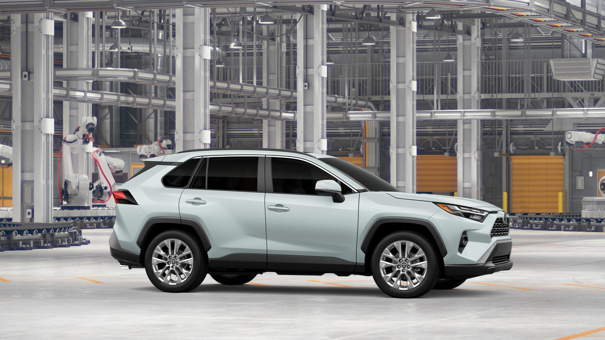 2025 Toyota RAV4 XLE Premium photo 12