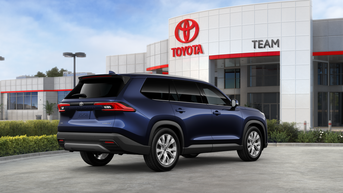 2025 Toyota Grand Highlander Limited photo 19