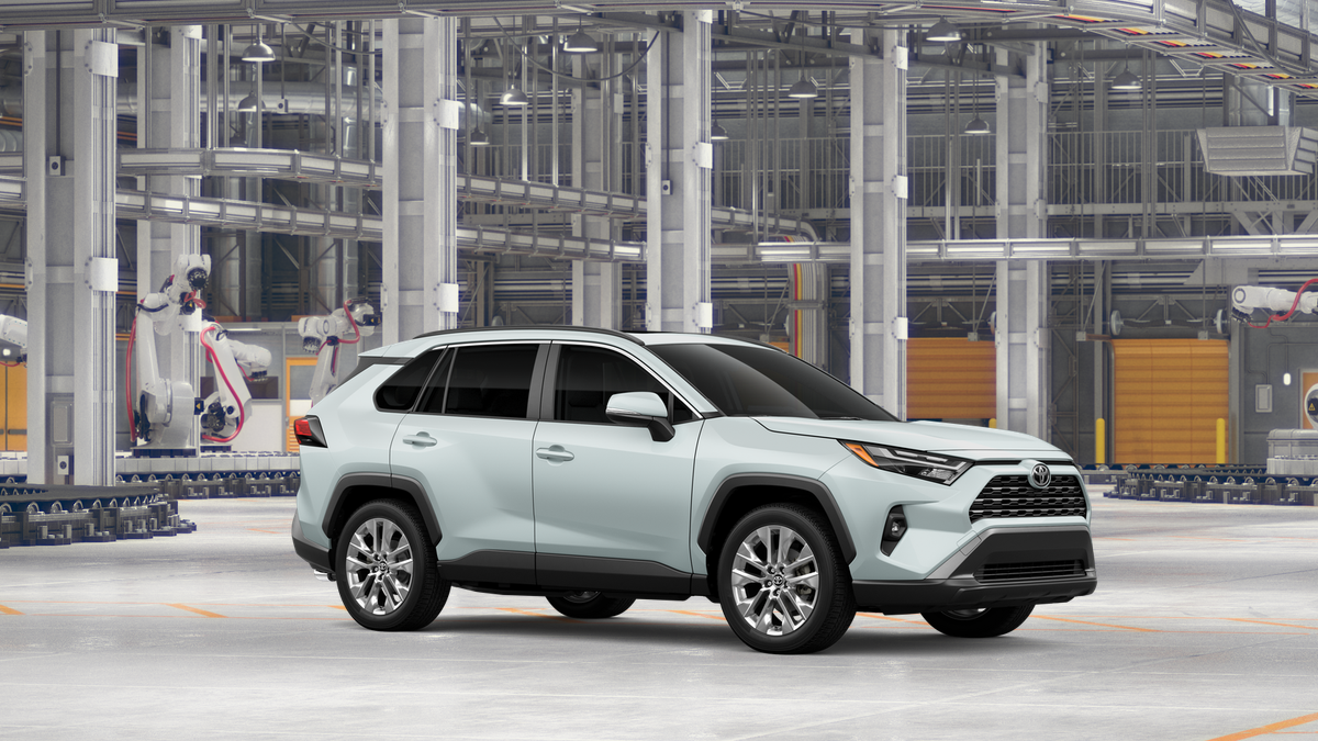2025 Toyota RAV4 XLE Premium photo 13