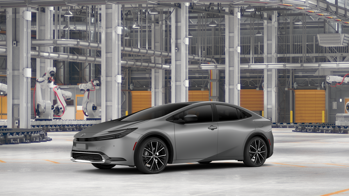 2026 Toyota Prius XLE photo 2