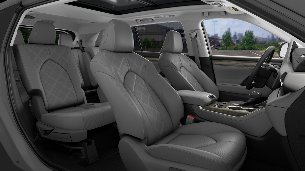 2025 Toyota Highlander Hybrid Platinum photo 37