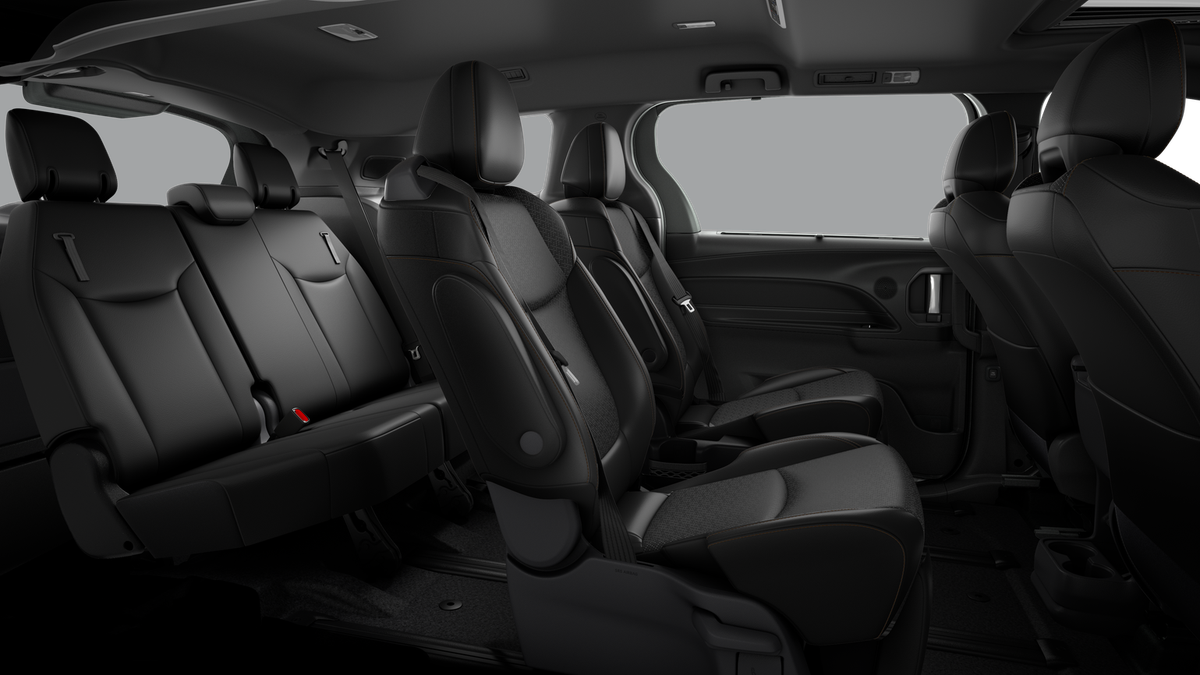 2025 Toyota Sienna Limited photo 17
