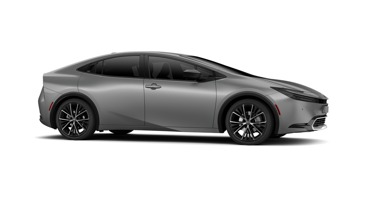 2026 Toyota Prius XLE photo 23