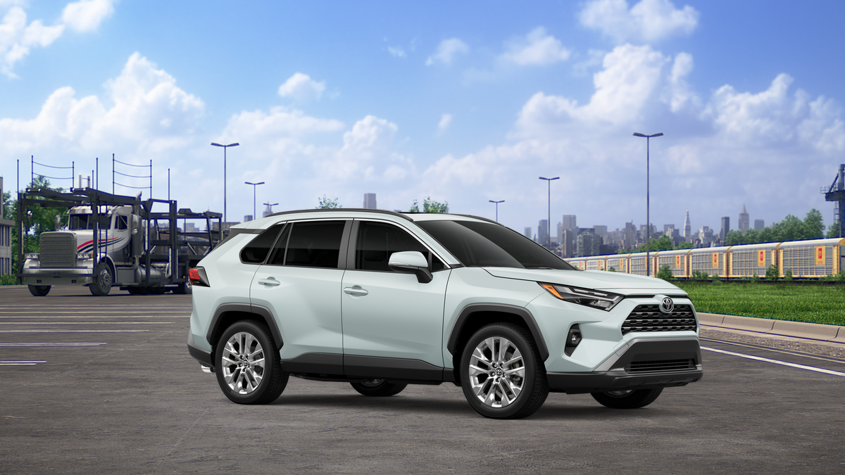 2025 Toyota RAV4 XLE Premium photo 15