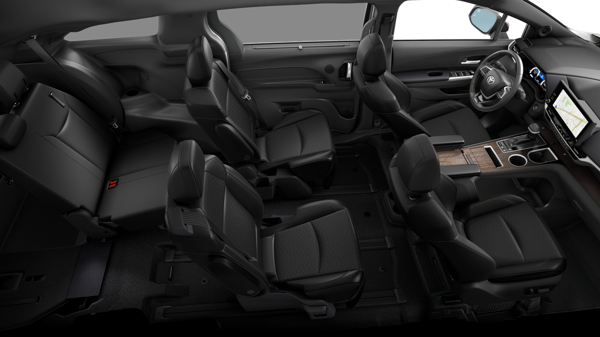 2025 Toyota Sienna Limited photo 18