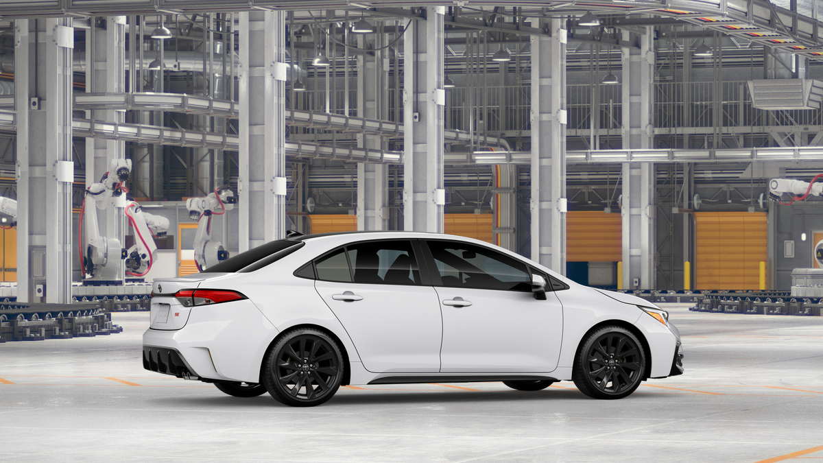 New 2026 Ice Cap with Midnight Black Metallic roof <sup>1</sup> Toyota  SE image 13