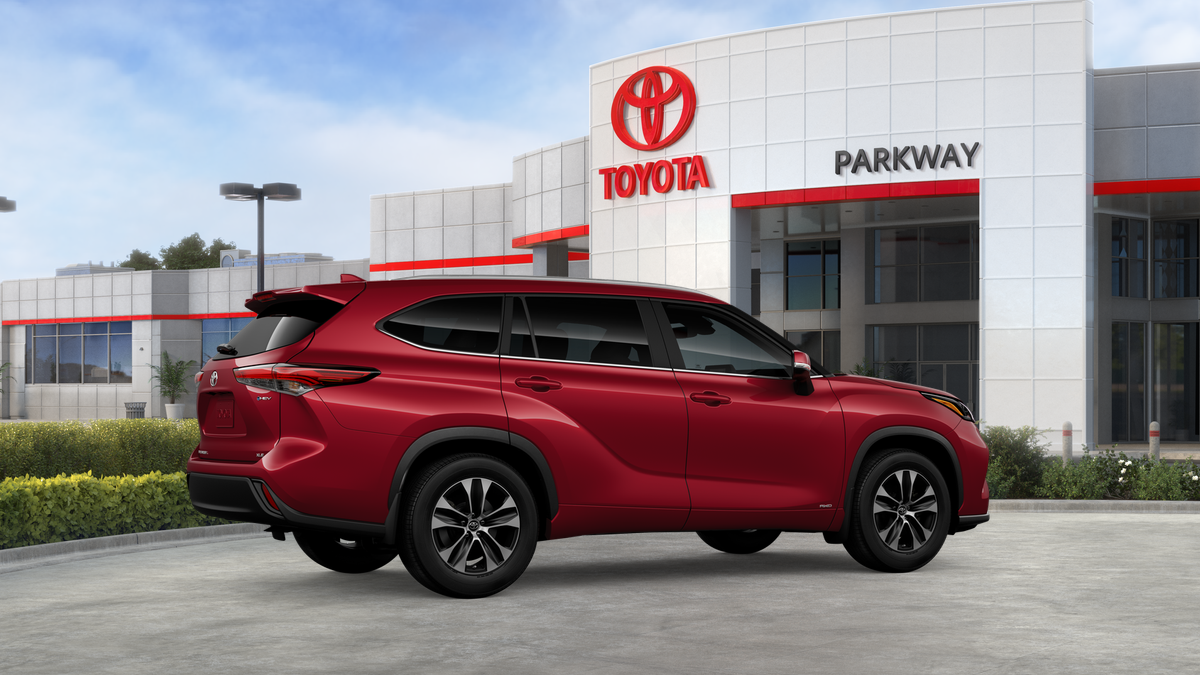 New 2026 Ruby Flare Pearl <sup>1</sup> Toyota  XLE image 13