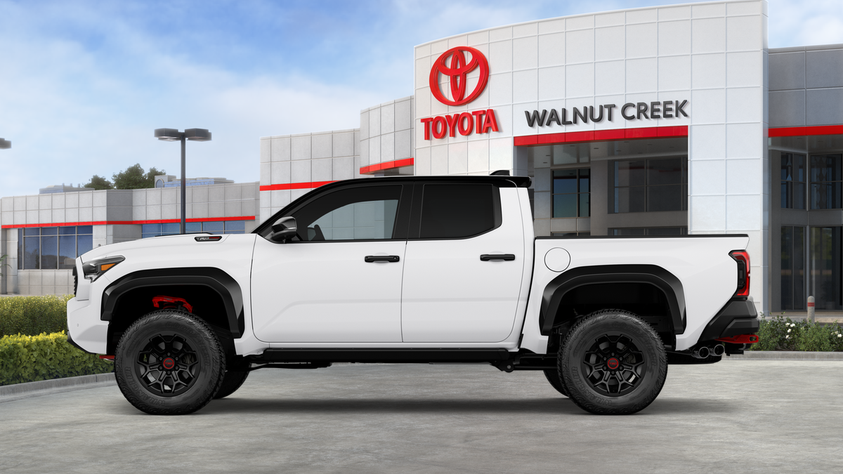 2025 Toyota Tacoma TRD Pro - Photo 6