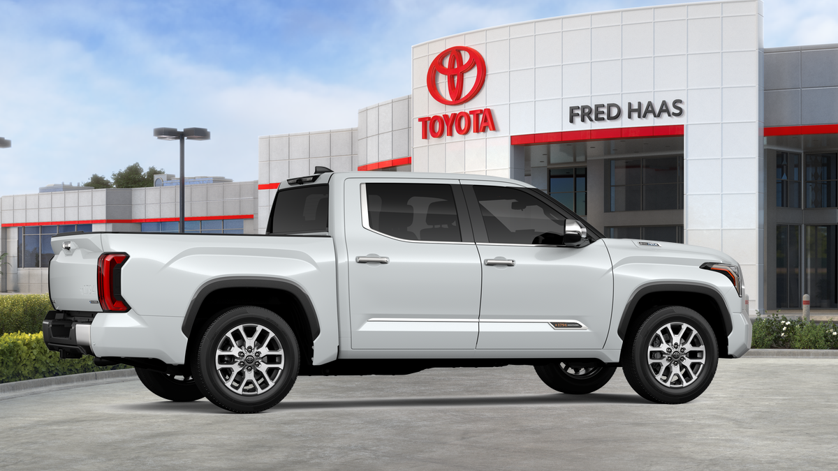 New 2026 Wind Chill Pearl <sup>1</sup> Toyota Tundra 1794 Edition image 13