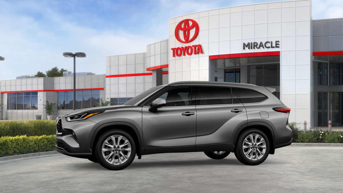 New 2026 Toyota Highlander SUV