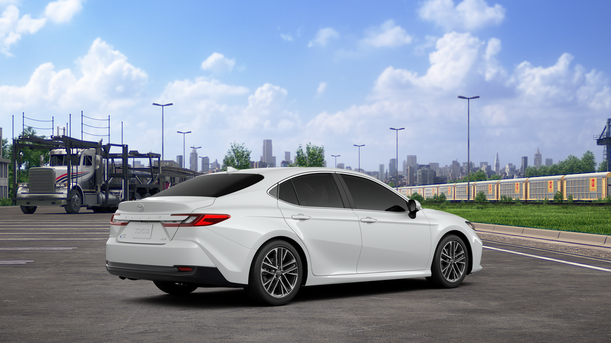 New 2026 Wind Chill Pearl <sup>1</sup> Toyota  XLE AWD image 12