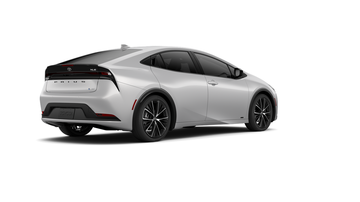 New 2027 Cutting Edge Toyota  XLE AWD image 12