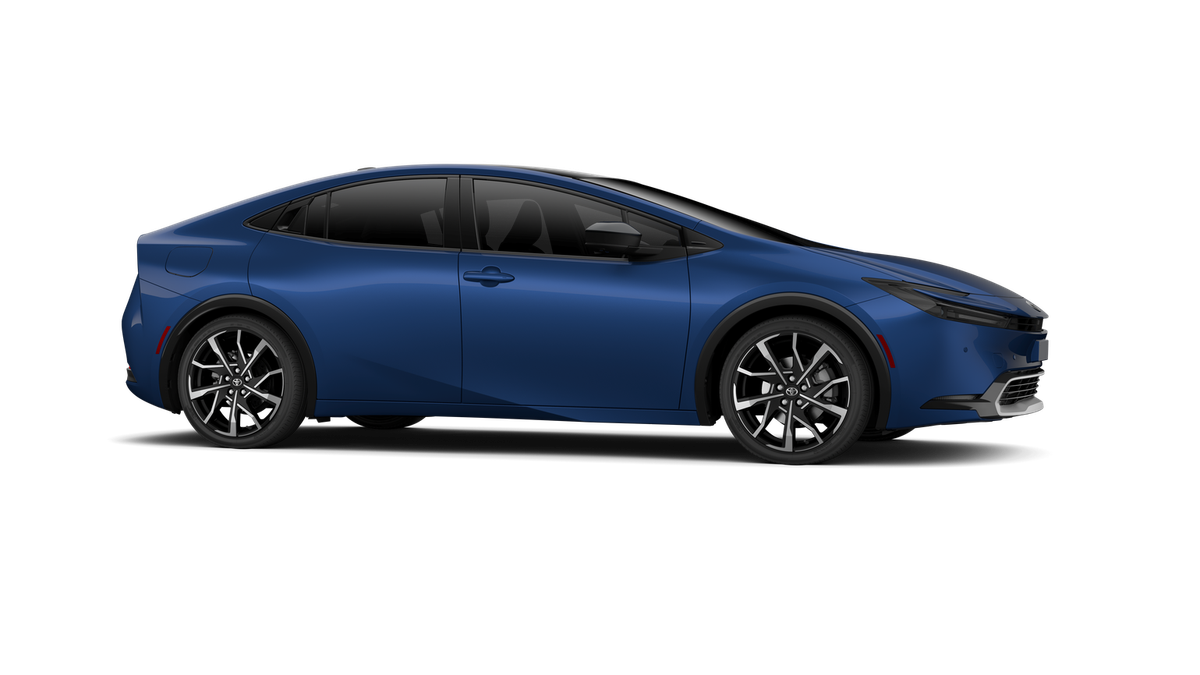 New 2027 Toyota Prius Plug-in Hybrid Sedan