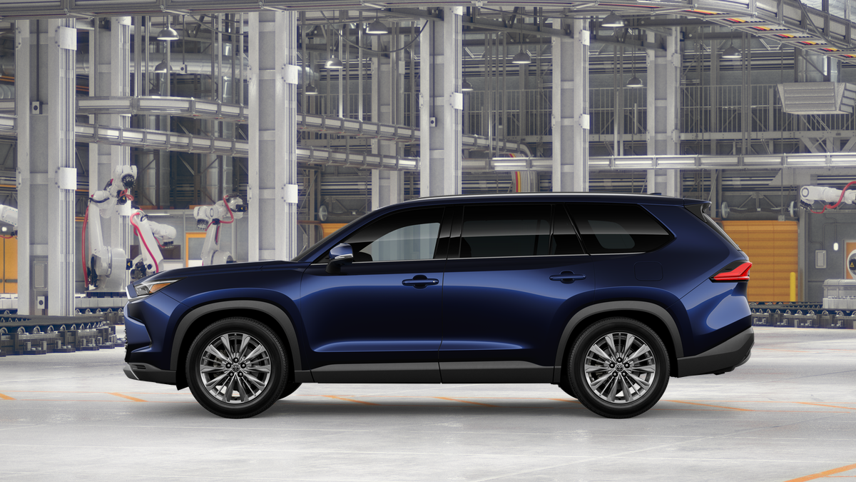 2026 Toyota Grand Highlander Platinum photo 4