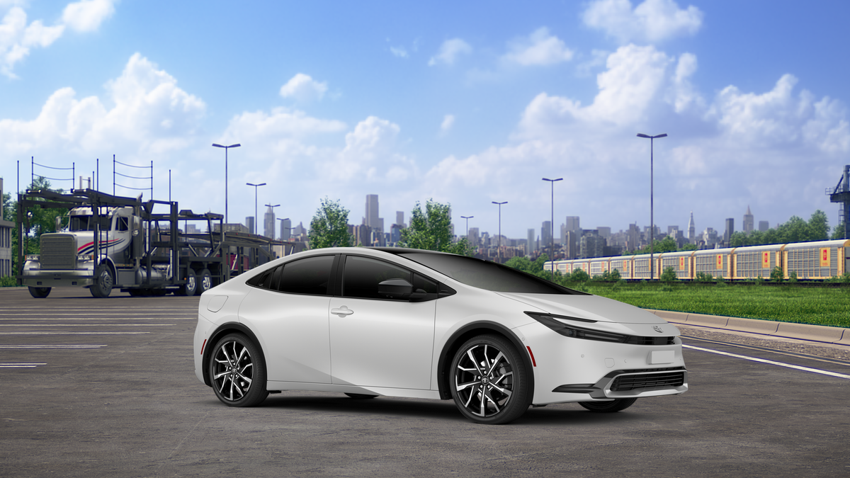 2026 Toyota Prius Plug-in Hybrid XSE Premium photo 14