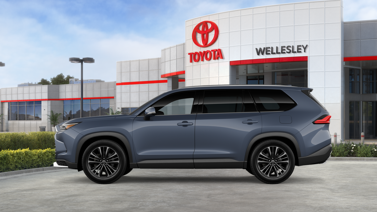 New 2026 Toyota Grand Highlander Hybrid SUV