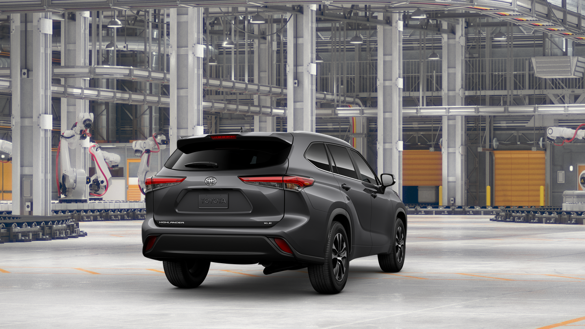 2025 Toyota Highlander XLE photo 9