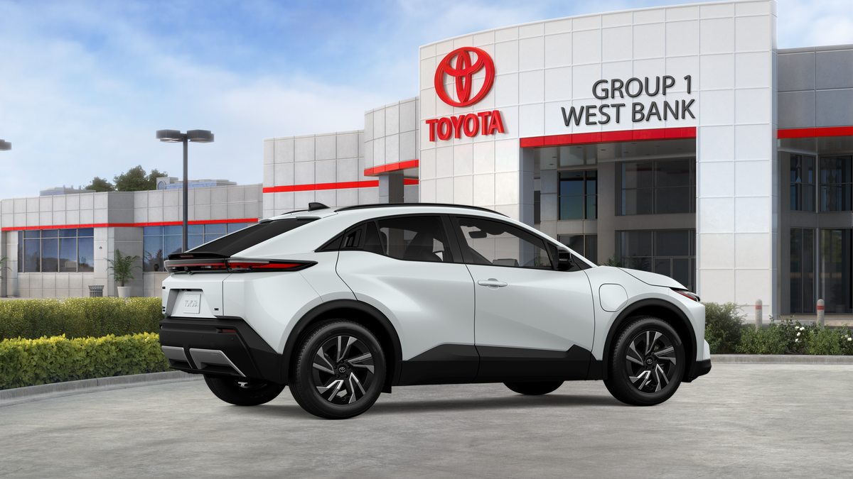 2026 Toyota C-HR SE - Photo 32