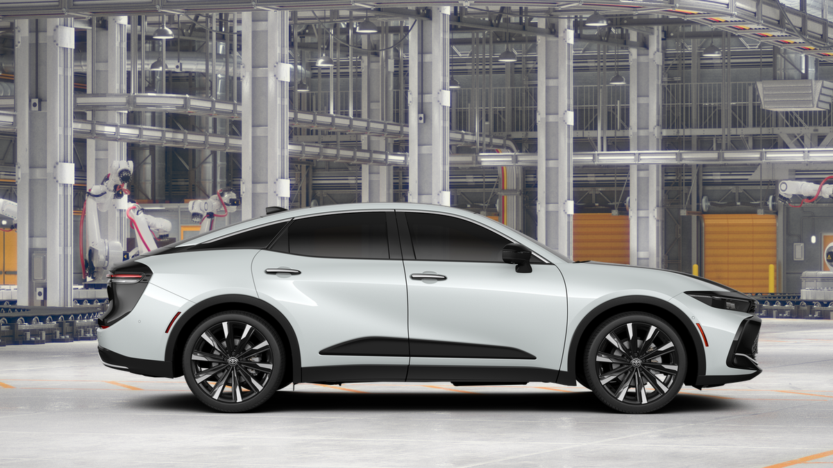 2026 Toyota Crown Platinum photo 12