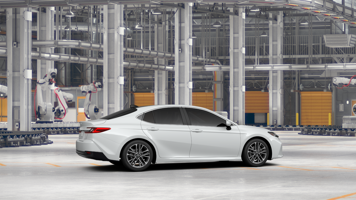 New 2027 Wind Chill Pearl <sup>1</sup> Toyota  XLE AWD image 21