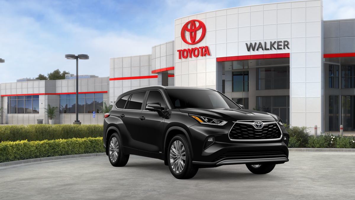New 2026 Midnight Black Metallic Toyota  Platinum image 17