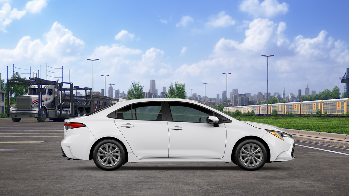2026 Toyota Corolla LE photo 12