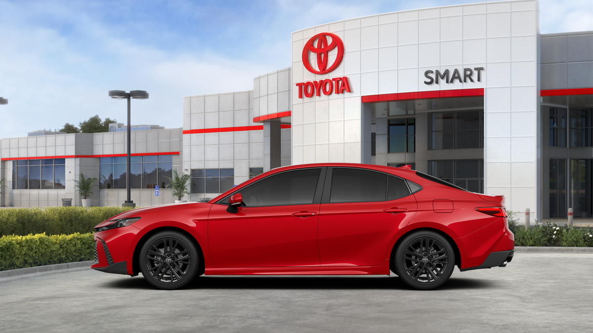 2026 Toyota Camry SE photo 5