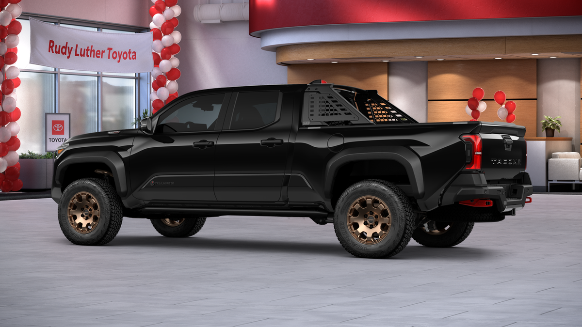 2025 Toyota Tacoma Trailhunter Double Cab photo 14