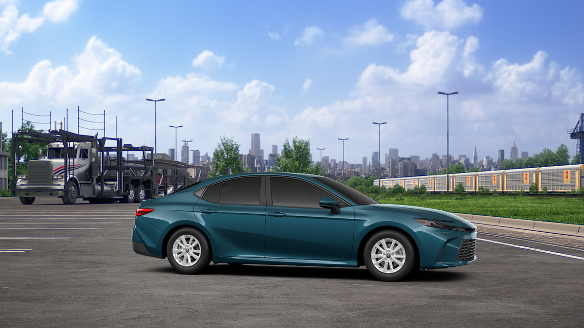 New 2027 Ocean Gem Toyota  LE image 15