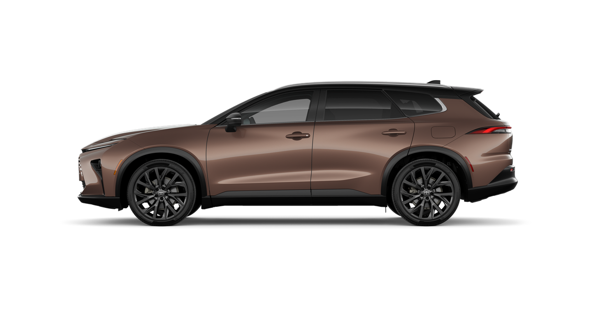 New 2026 Bronze Age with Black roof <sup>1</sup> Toyota  Limited image 6