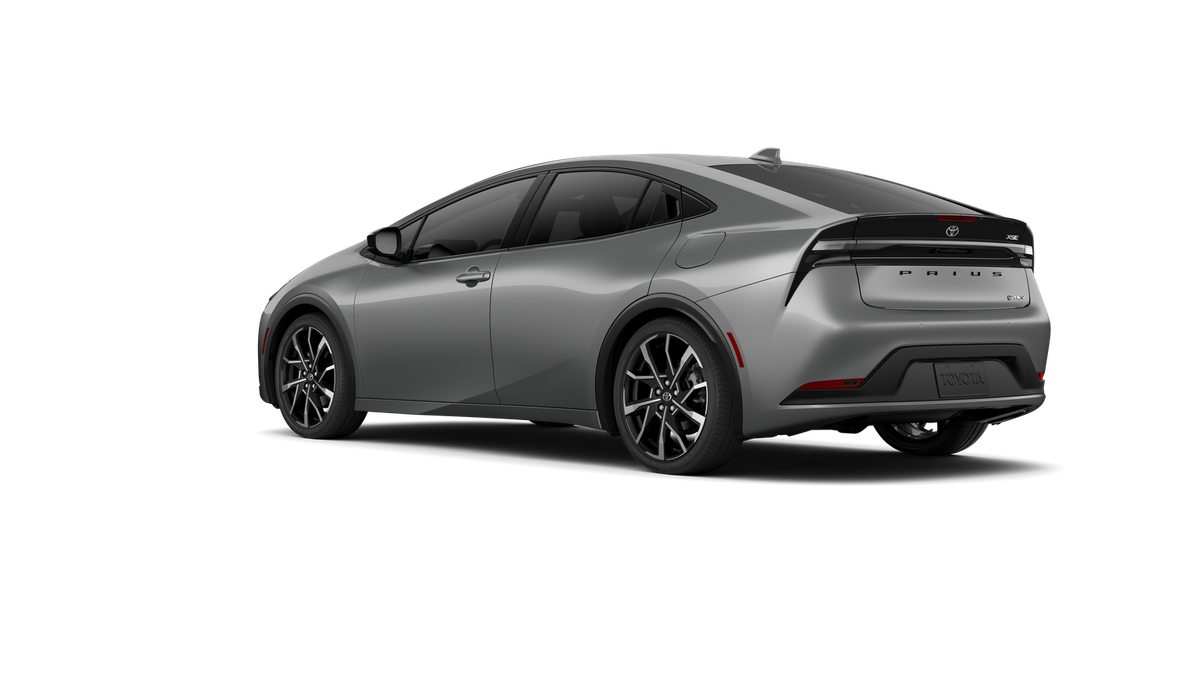 New 2027 Guardian Gray Toyota  XSE image 8