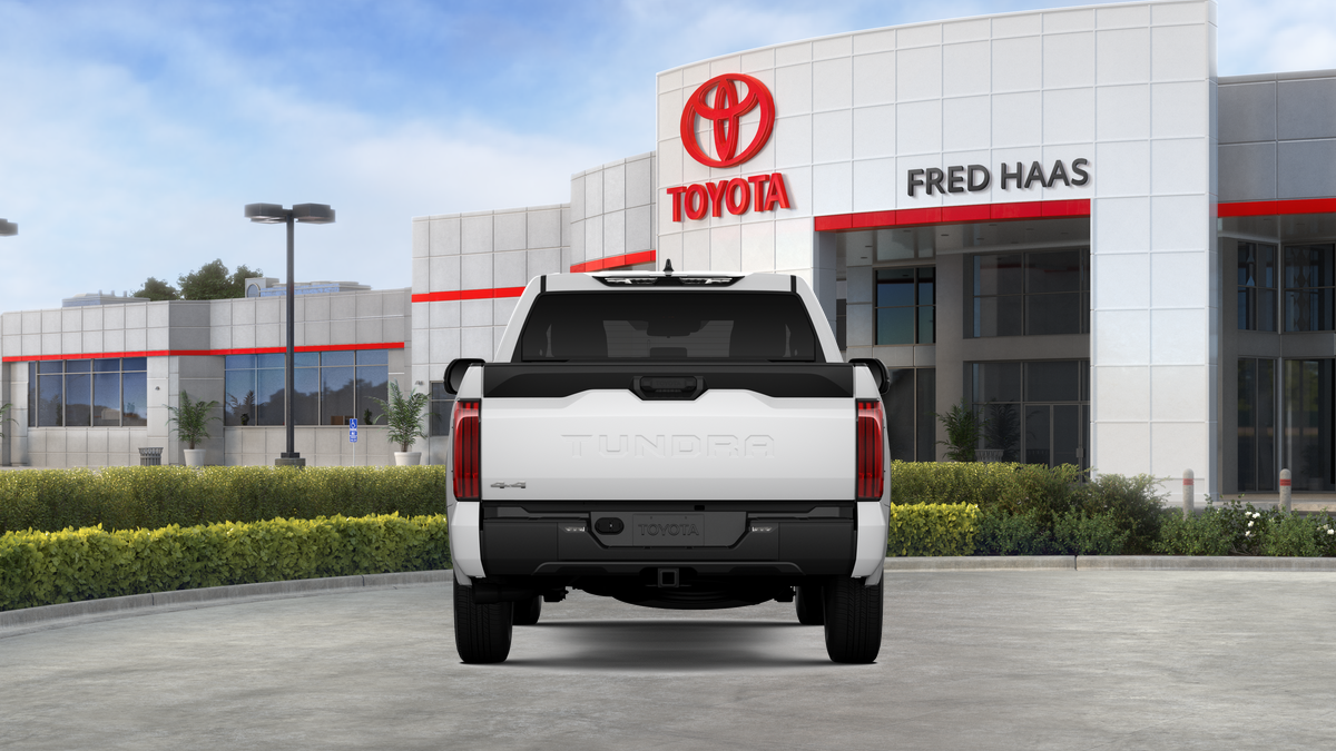 2026 Toyota Tundra SR5 CrewMax photo 8