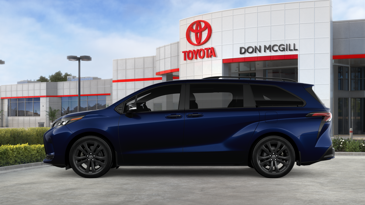 New 2026 Toyota Sienna Van