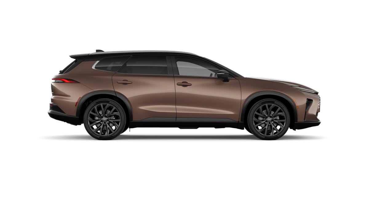 New 2026 Bronze Age with Black roof <sup>1</sup> Toyota  Limited image 14