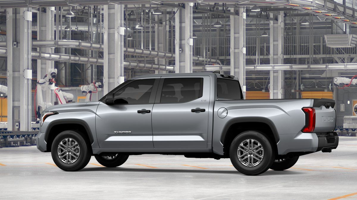 2026 Toyota Tundra SR5 CrewMax photo 5