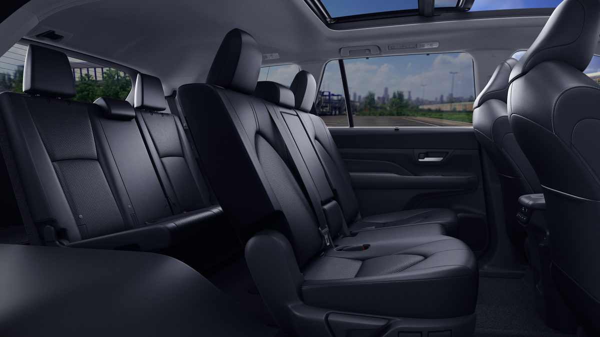 New 2026 Midnight Black Metallic Toyota  XLE image 34