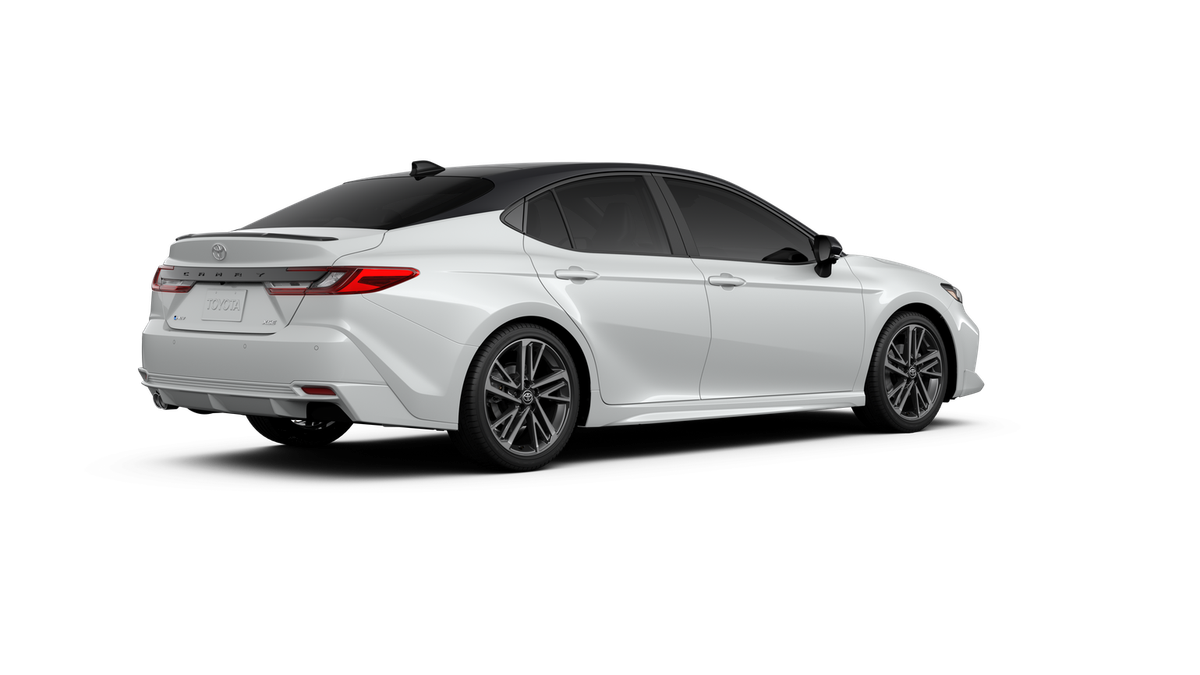 New 2026 Wind Chill Pearl with Midnight Black Metallic roof <sup>1</sup> Toyota  XSE image 12