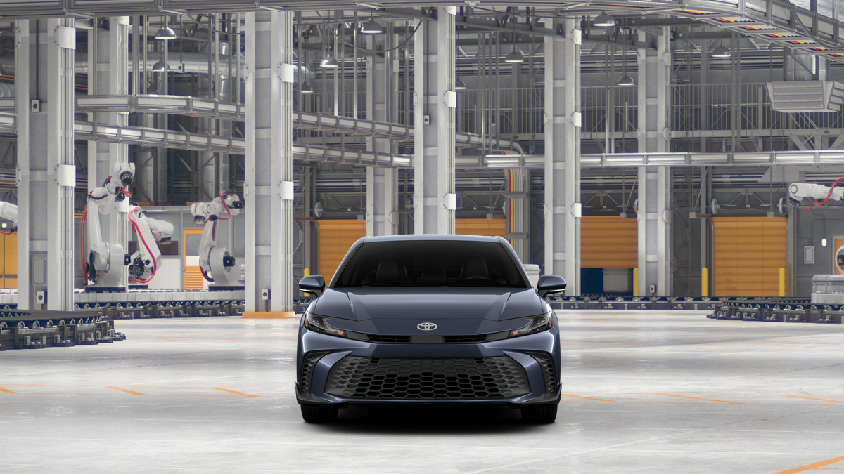 2026 Toyota Camry SE photo 2