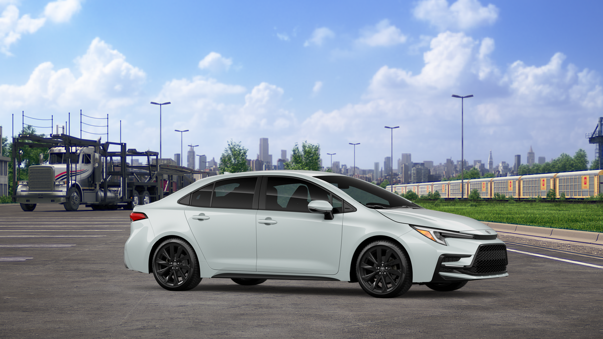 New 2026 Wind Chill Pearl <sup>1</sup> Toyota  SE image 15
