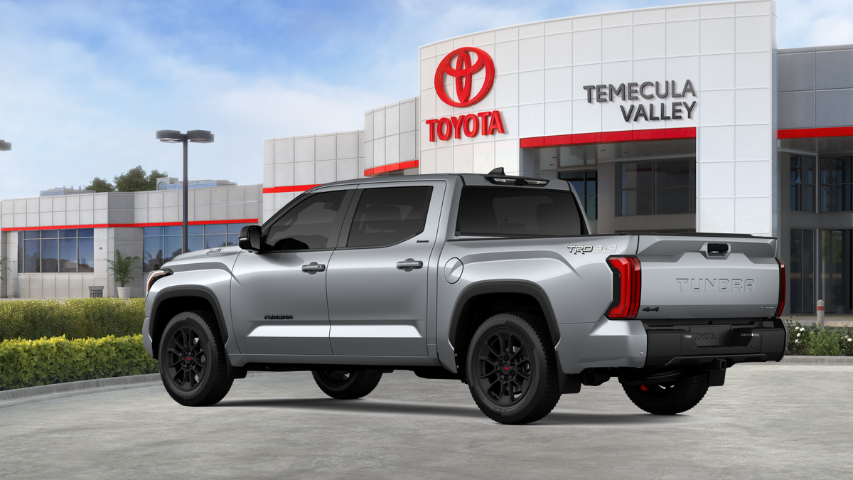 2025 Toyota Tundra Limited - Photo 8
