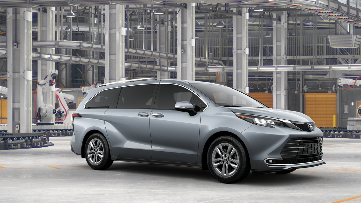 2025 Toyota Sienna Limited photo 16