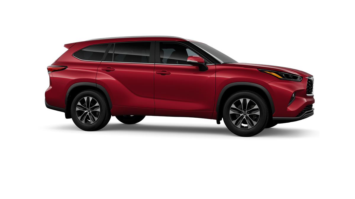 New 2026 Ruby Flare Pearl <sup>1</sup> Toyota  XLE image 15