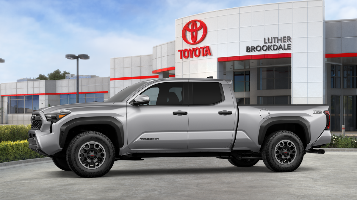 2025 Toyota Tacoma TRD Off-Road Double Cab photo 3