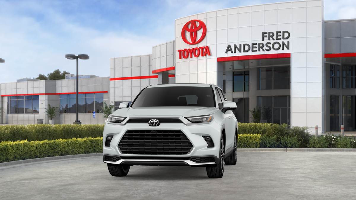 New 2026 Toyota Grand Highlander Hybrid SUV