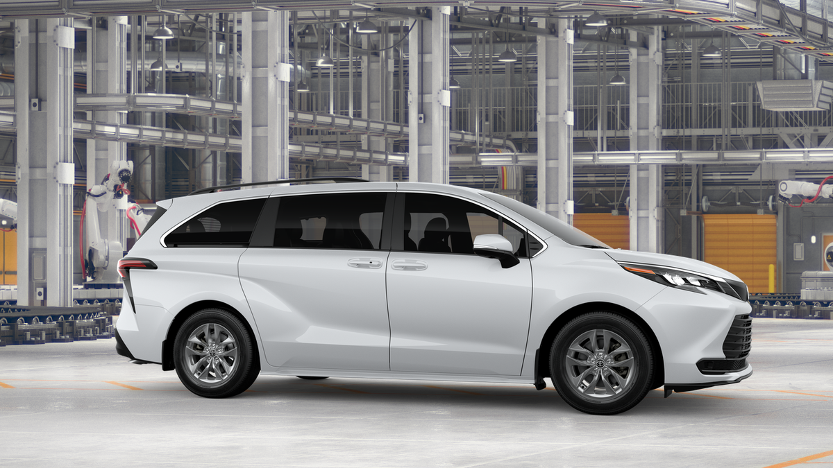 New 2026 Ice Cap Toyota  LE image 15
